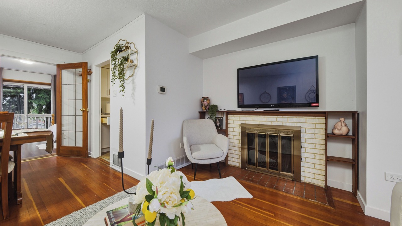 Photo of Livingroom in Knight