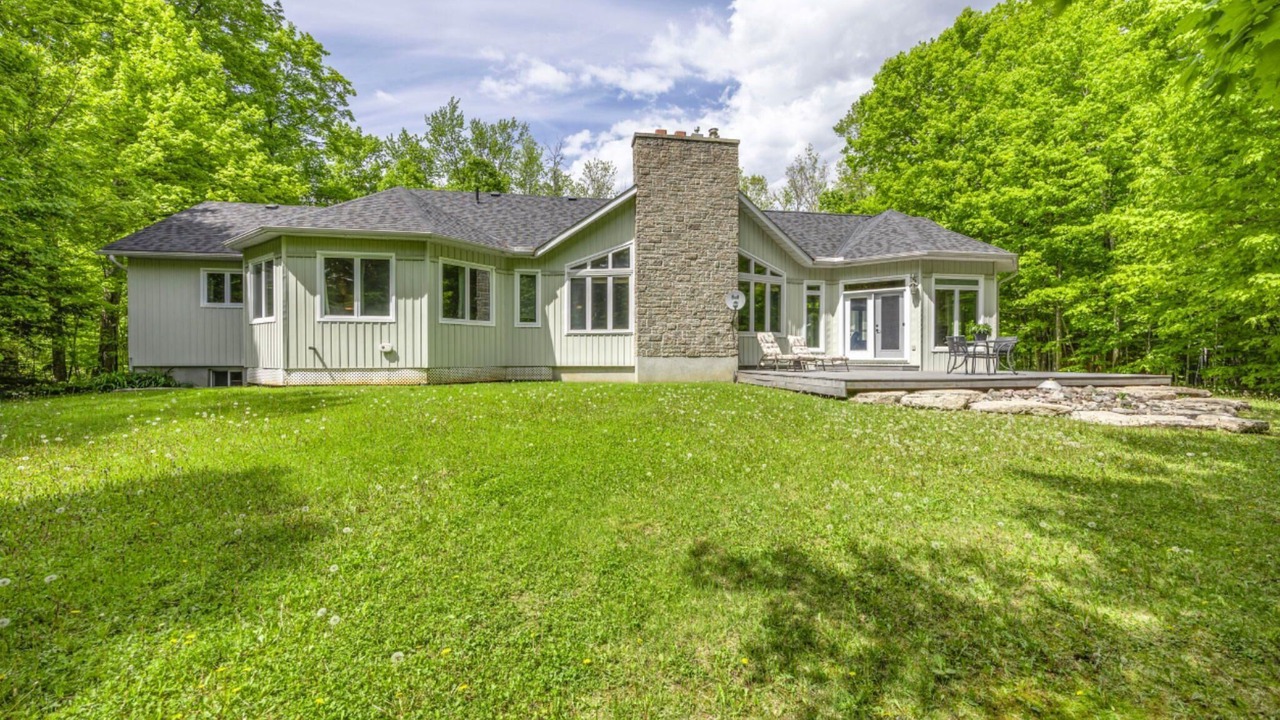 Photo of Outdoor in Tiny