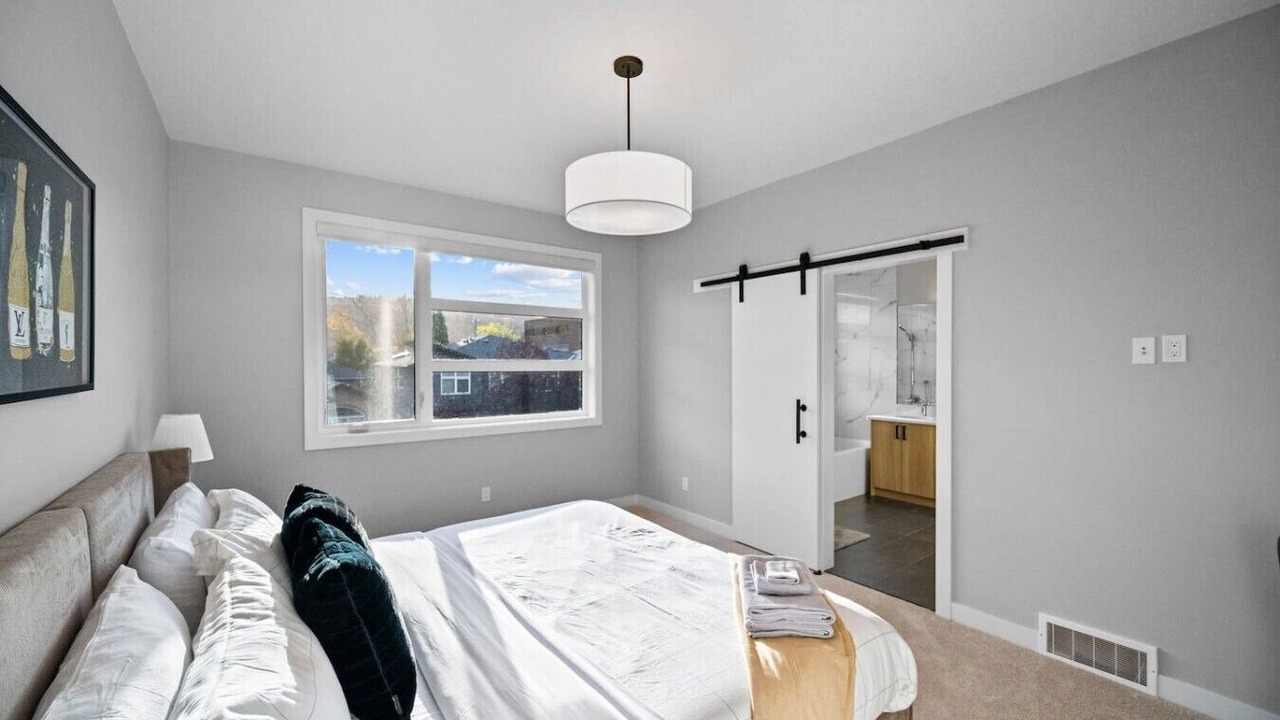 Photo of Bedroom in Montgomery