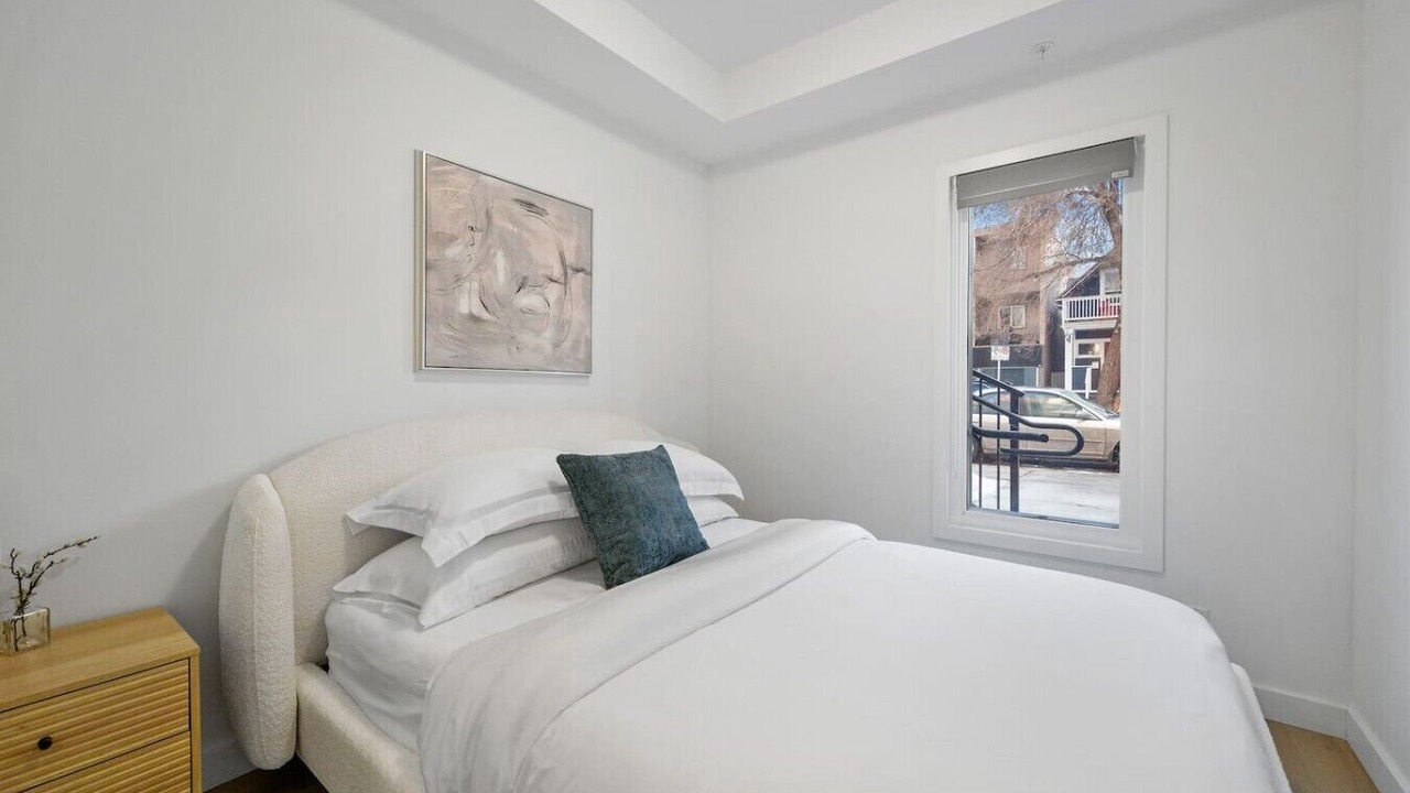Photo of Bedroom in Crescent Heights