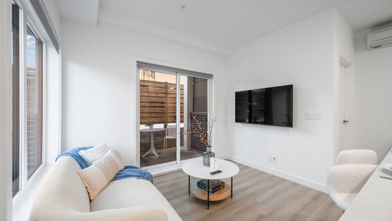 Photo of Livingroom in Crescent Heights