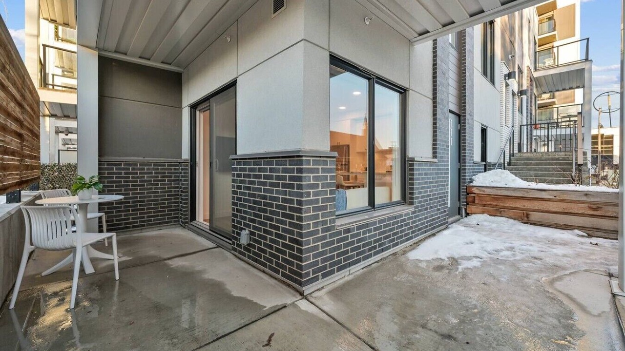 Photo of Outdoor in Crescent Heights