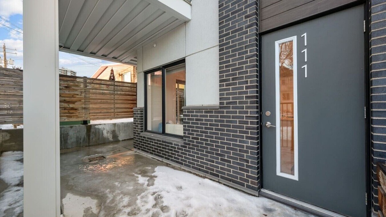 Photo of Outdoor in Crescent Heights