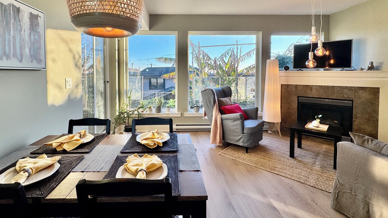 Photo of Livingroom in White Rock