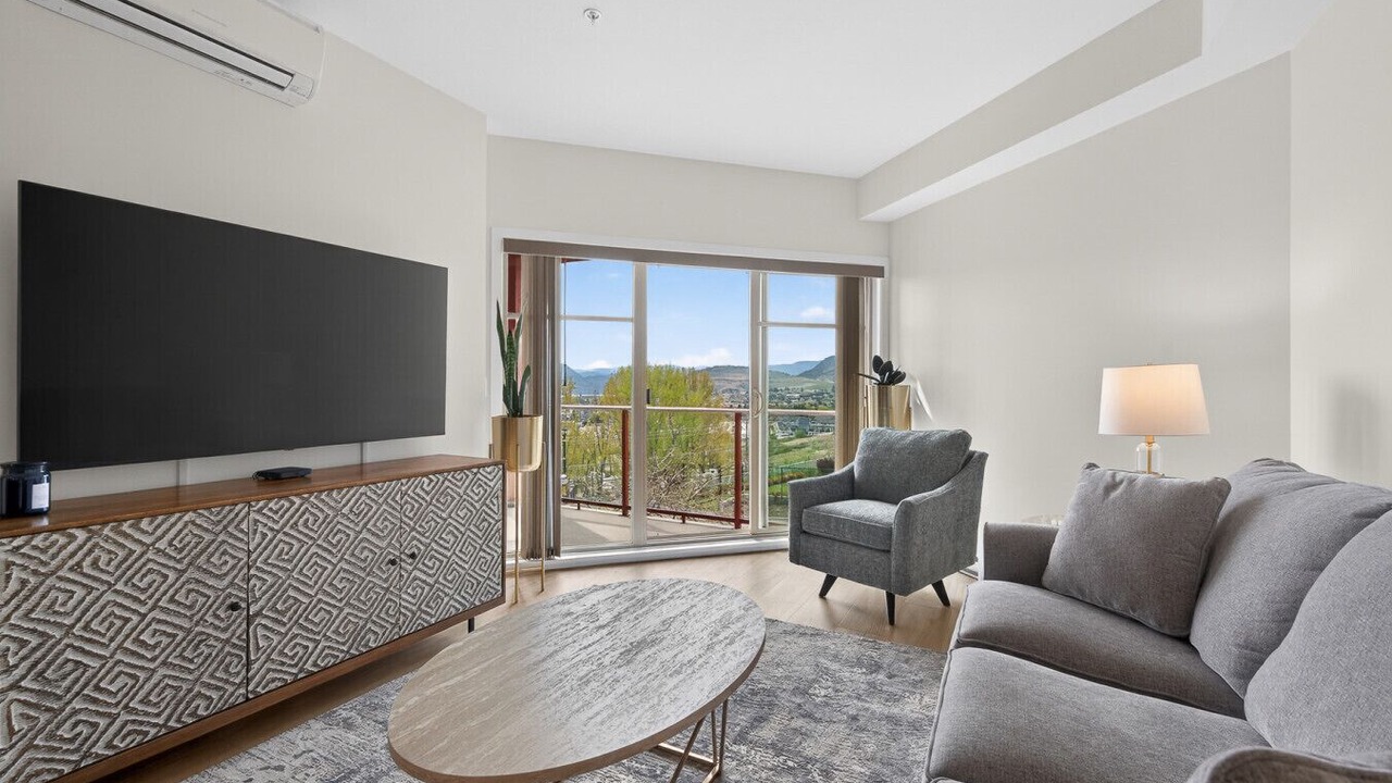 Photo of Livingroom in Central Okanagan