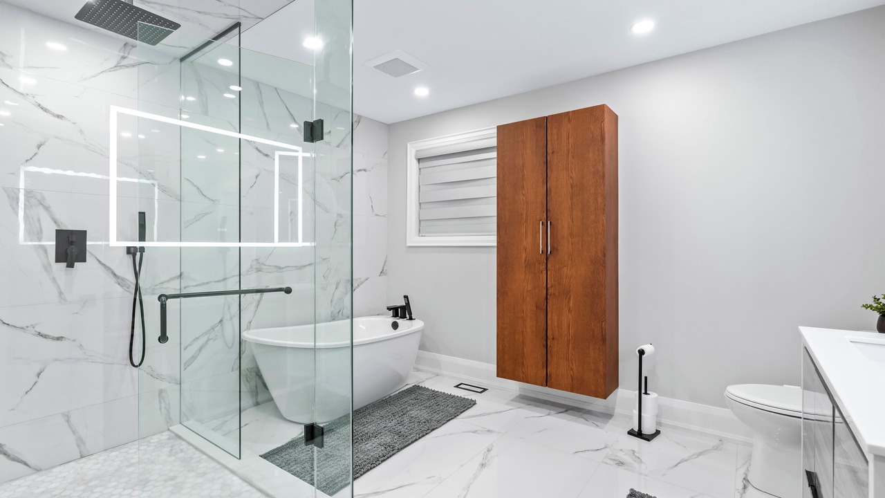 Photo of Bathroom in Niagara Falls