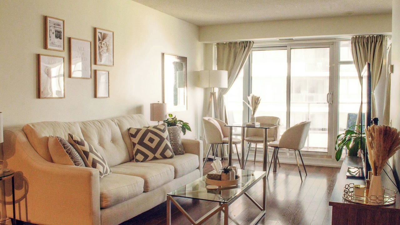 Photo of Livingroom in Mount Pleasant West
