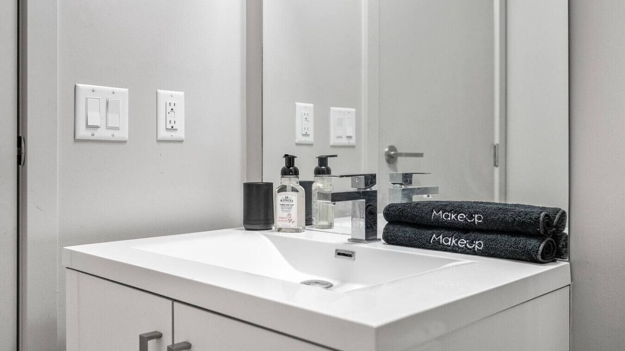 Photo of Bathroom in Connaught