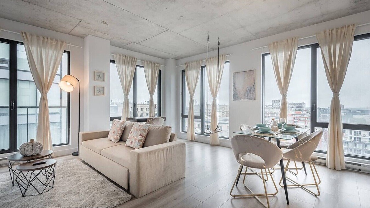 Photo of Livingroom in International District
