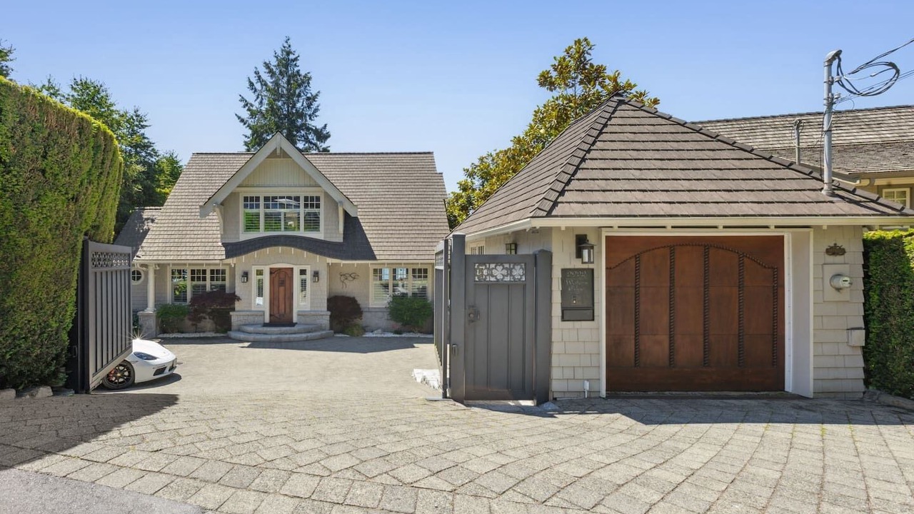Photo of Outdoor in West Vancouver