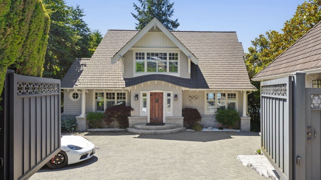 Photo of Outdoor in West Vancouver