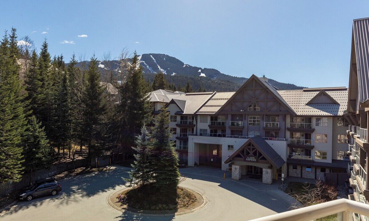 Photo of Outdoor in Upper Village