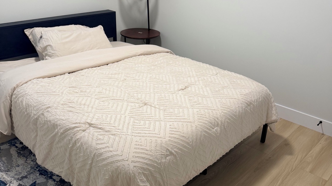 Photo of Bedroom in Maple Ridge