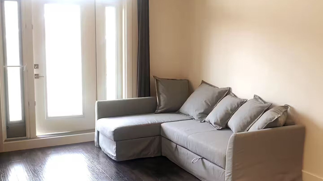 Photo of Livingroom in Crescent Heights