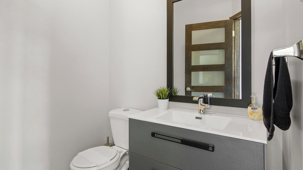 Photo of Bathroom in Saint-David-de-Falardeau