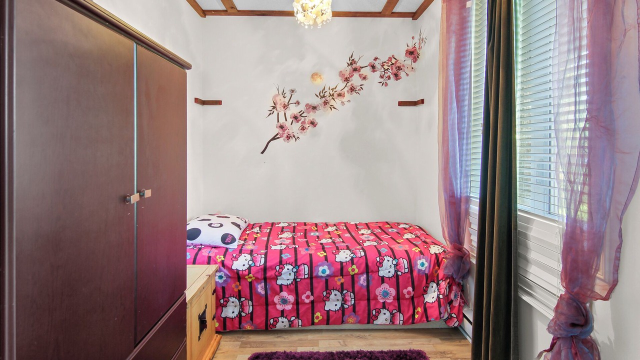 Photo of Bedroom in Saint-David-de-Falardeau