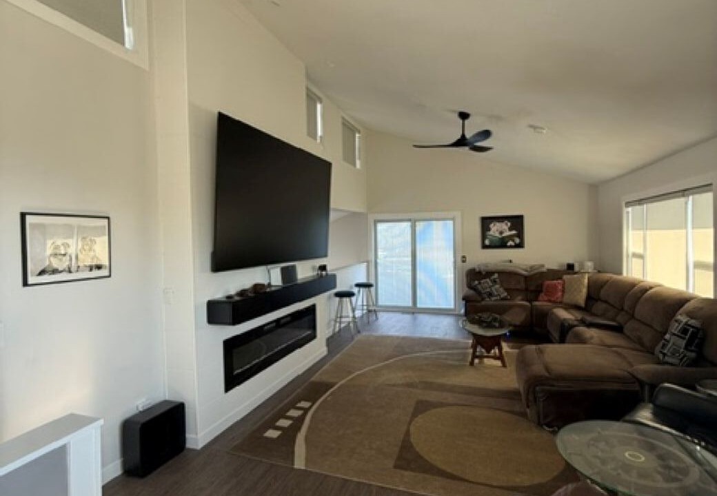 Photo of Livingroom in Central Okanagan