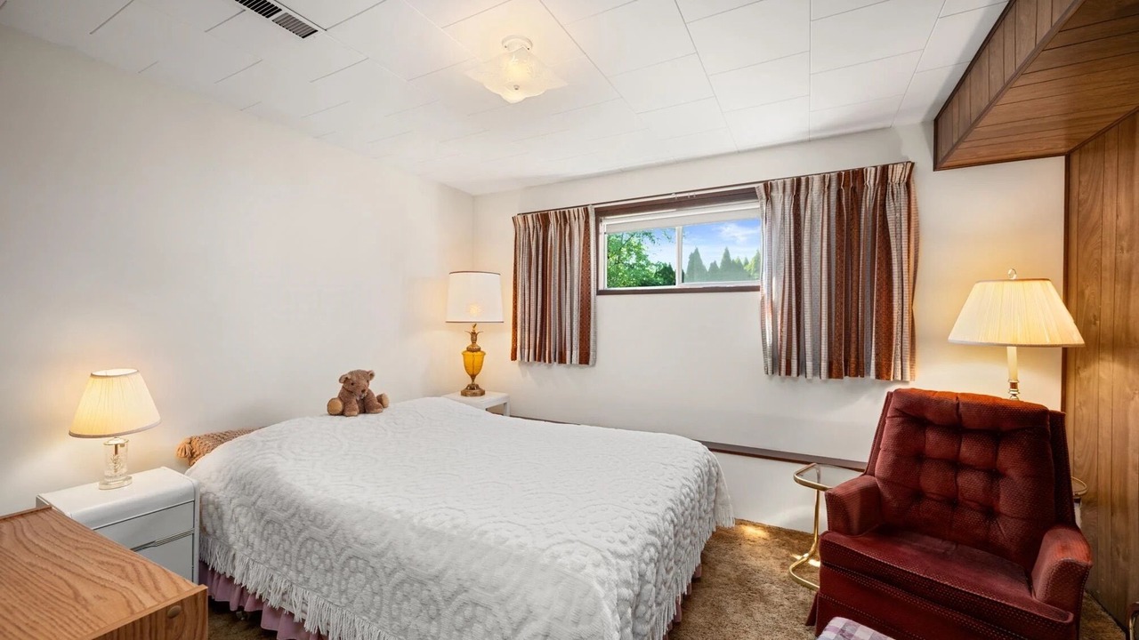Photo of Bedroom in McMillan