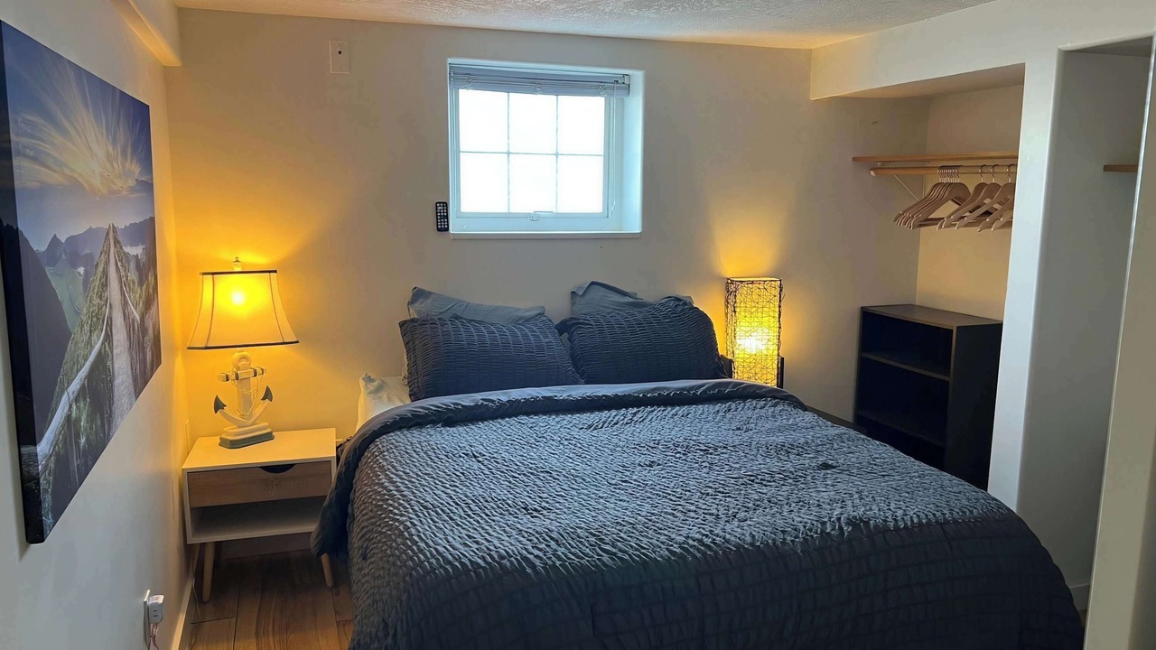 Photo of Bedroom in Saanich East