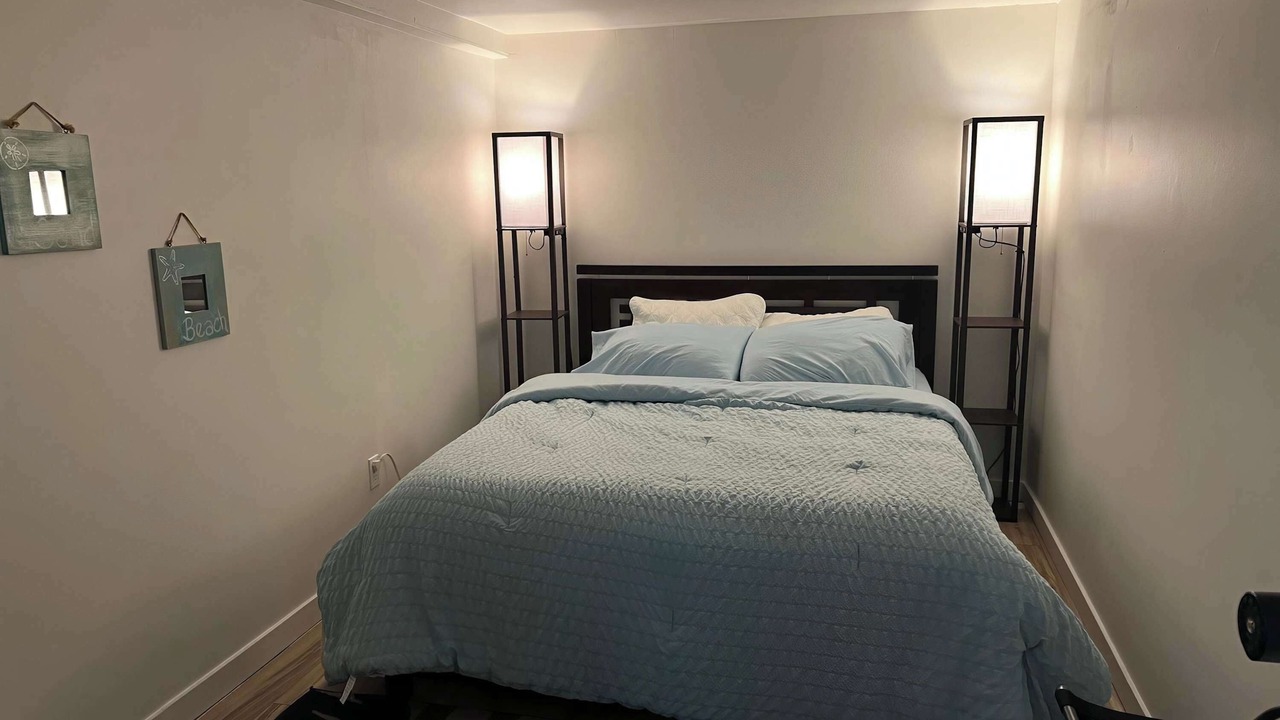 Photo of Bedroom in Saanich East