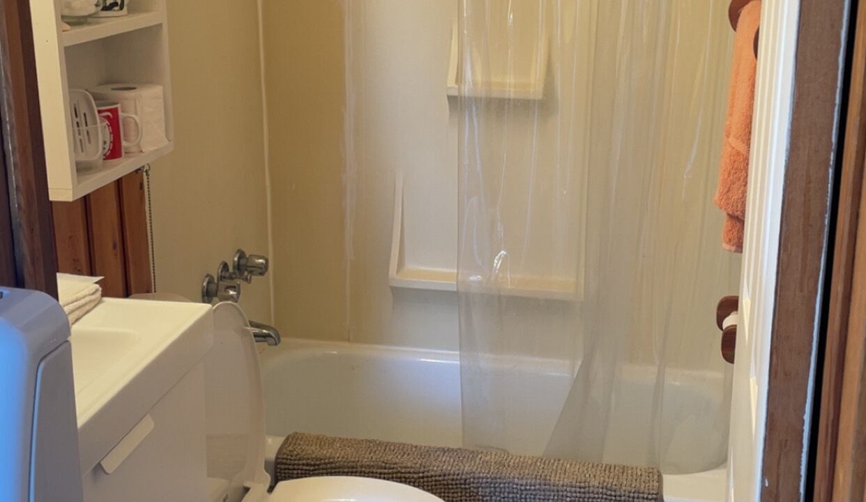 Photo of Bathroom in Argyle Shore
