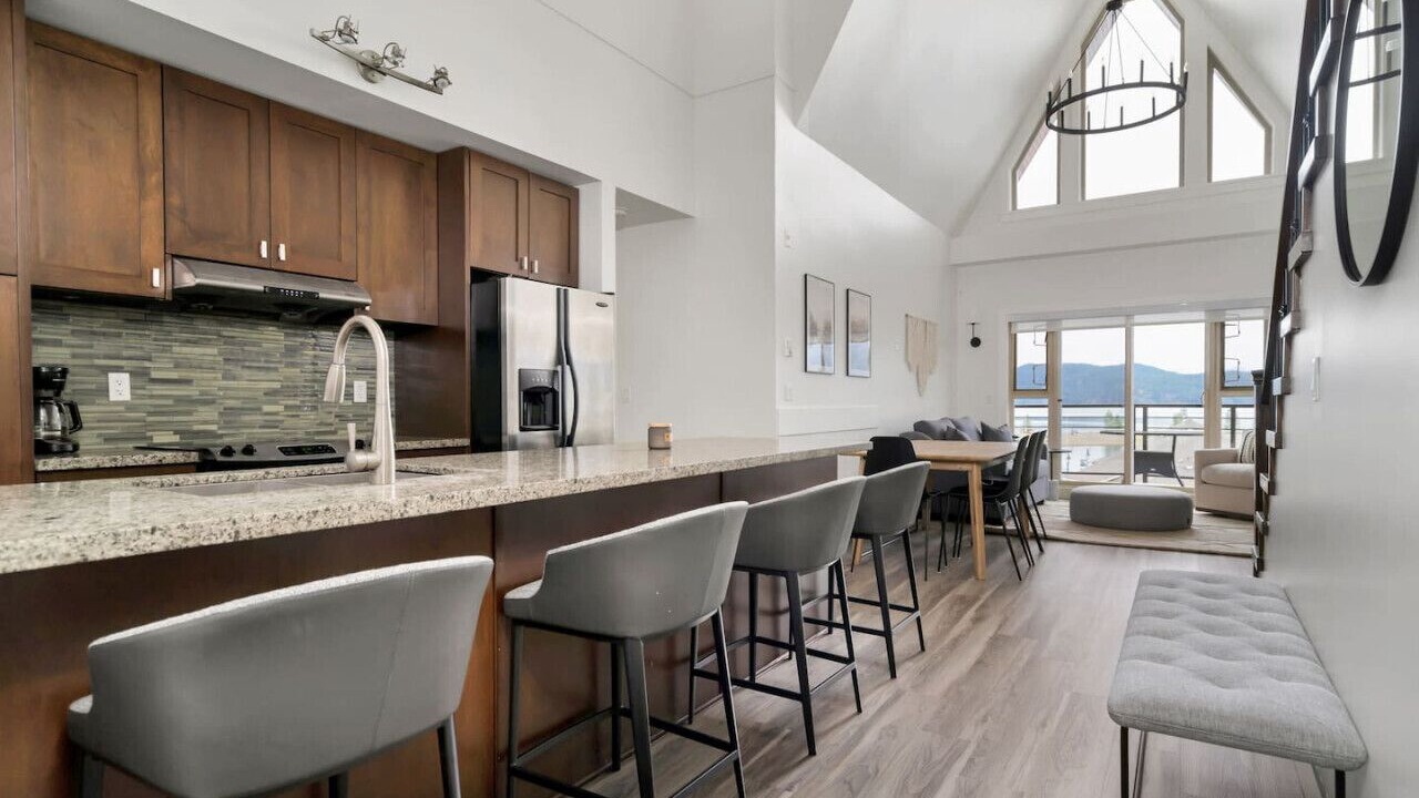 Photo of Kitchen in Harrison Hot Springs