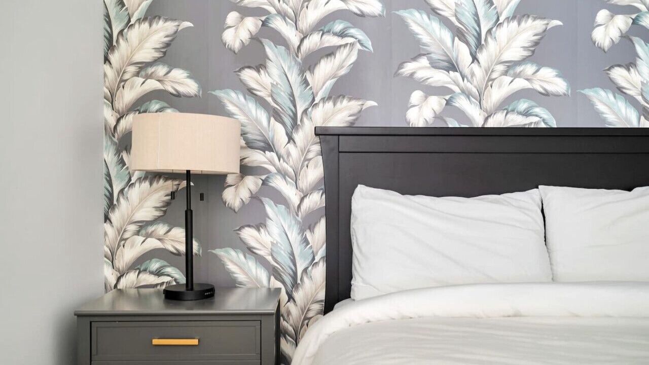 Photo of Bedroom in Harrison Hot Springs