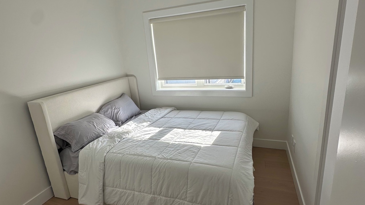 Photo of Bedroom in Sunset