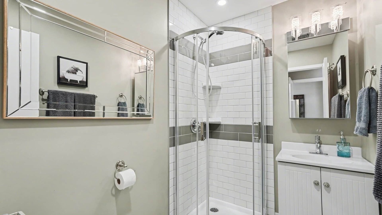 Photo of Bathroom in Ottawa Division
