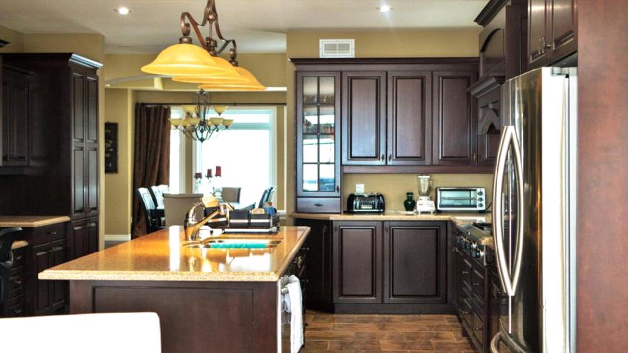Photo of Kitchen in Janetville