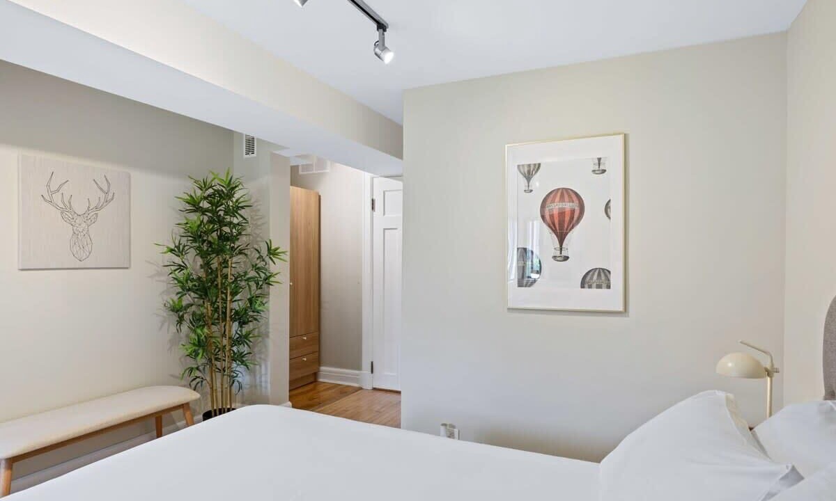 Photo of Bedroom in Downtown Montreal