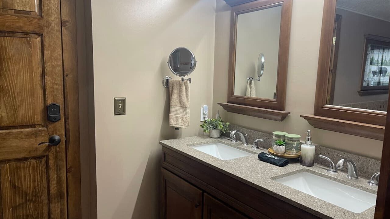Photo of Bathroom in Sherman Station