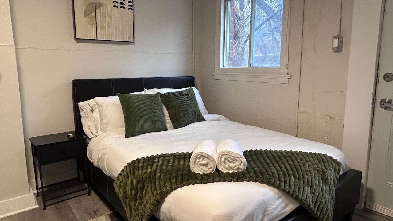 Photo of Bedroom in Sandy Hill