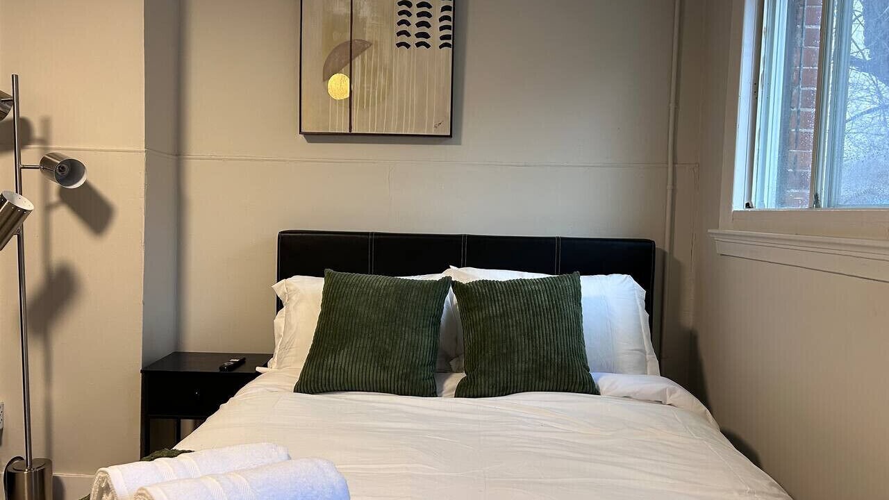 Photo of Bedroom in Sandy Hill