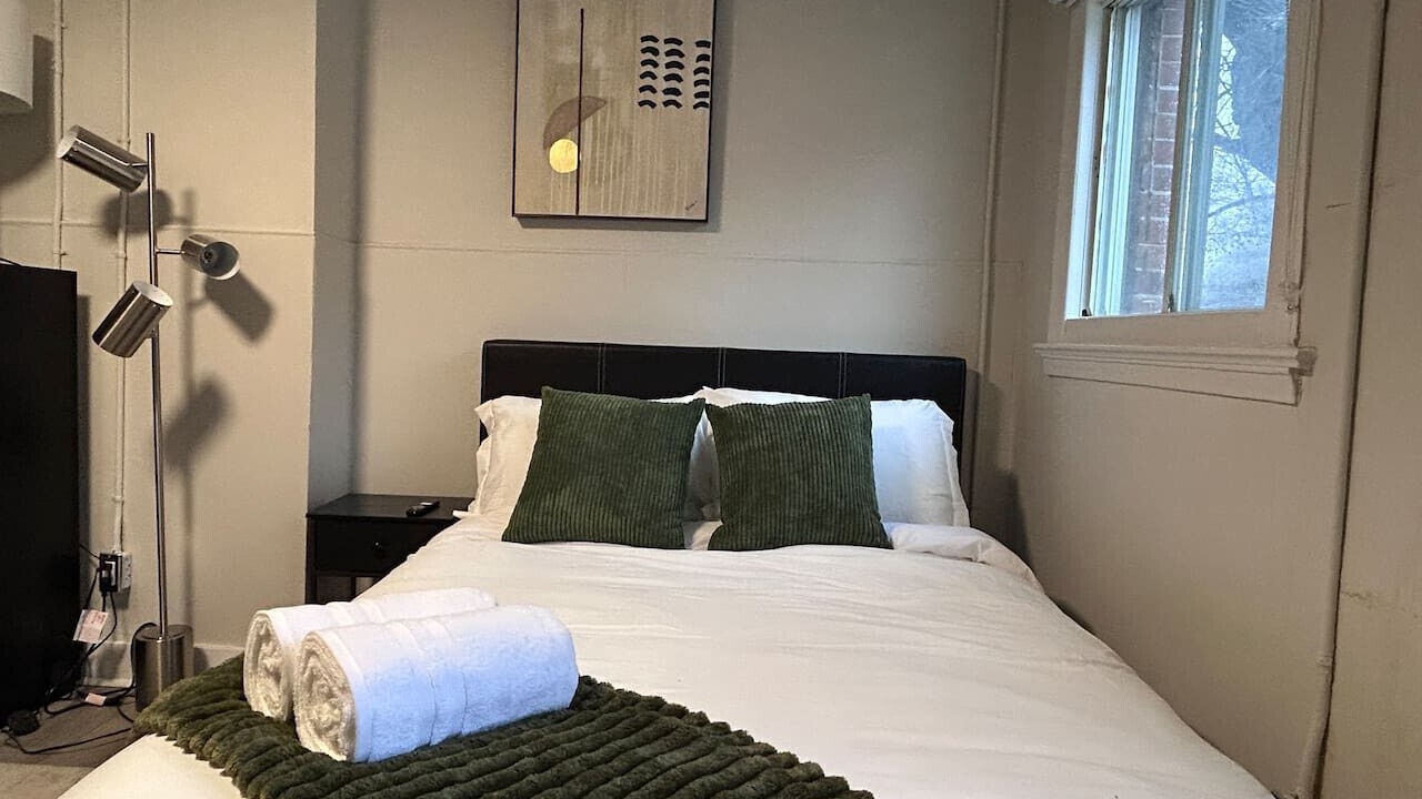 Photo of Bedroom in Sandy Hill