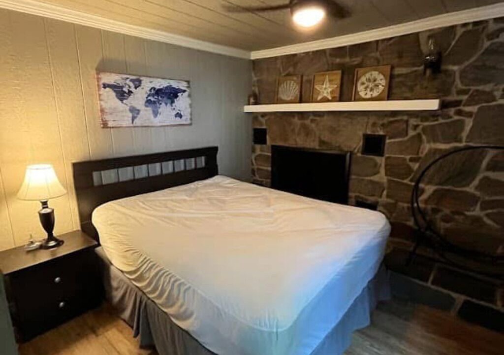 Photo of Bedroom in Georgian Bay