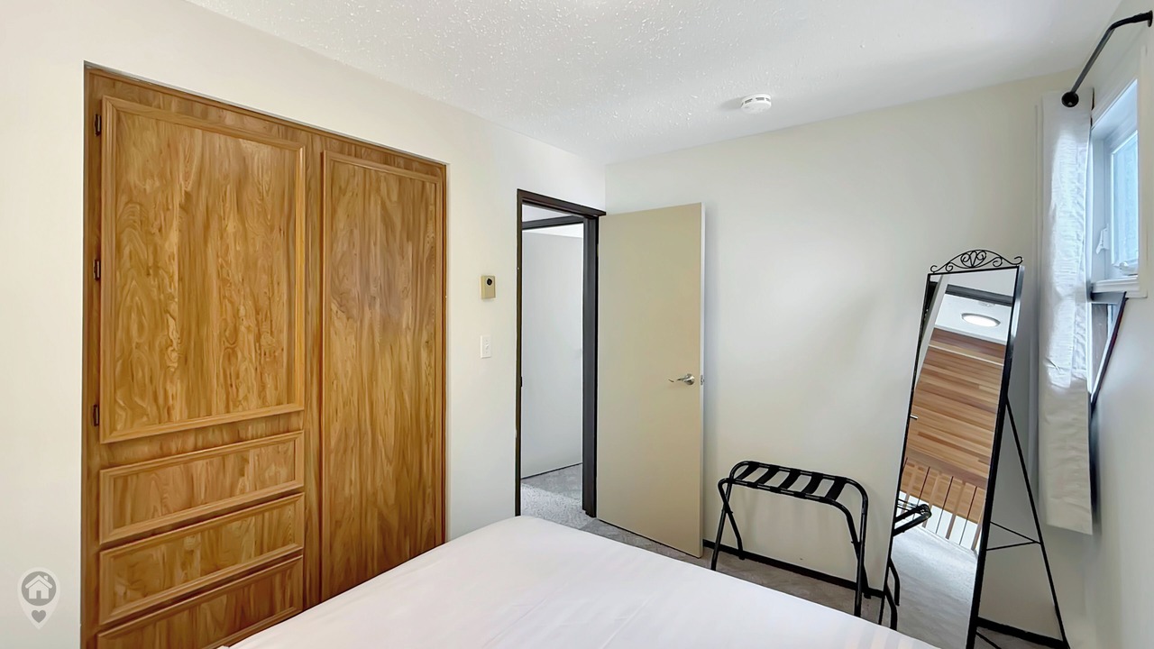 Photo of Bedroom in East Kootenay