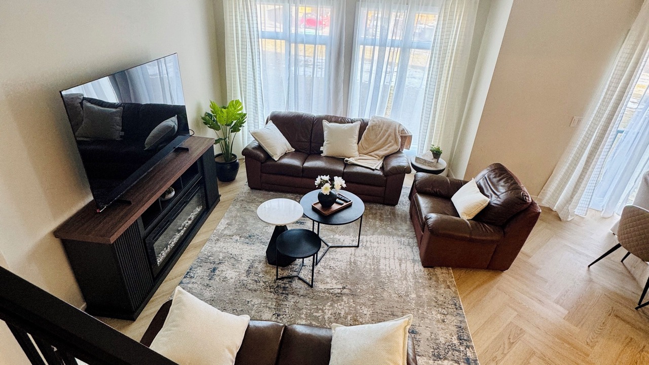 Photo of Livingroom in Cochrane