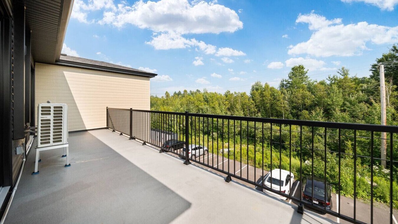 Photo of Outdoor in Mirabel