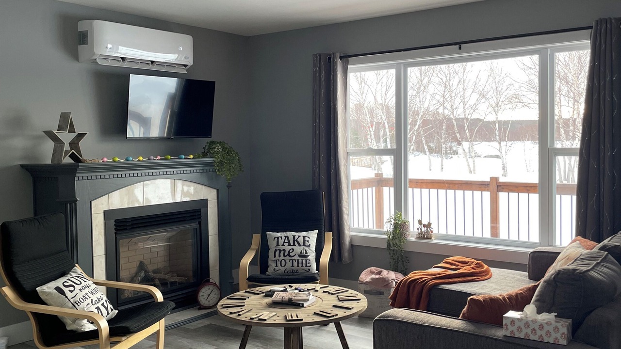 Photo of Livingroom in Terra Nova