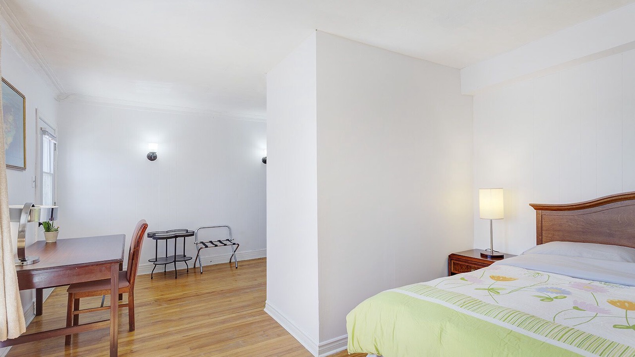Photo of Bedroom in LaSalle