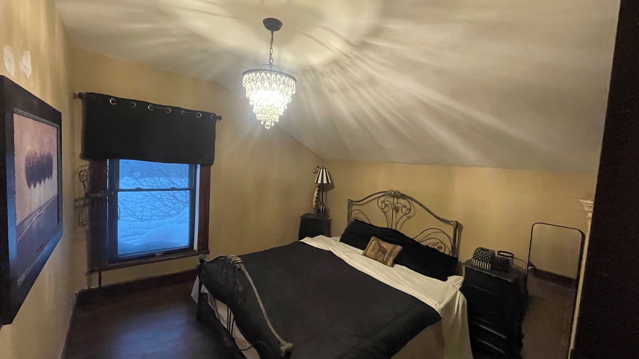 Photo of Bedroom in Mount Forest