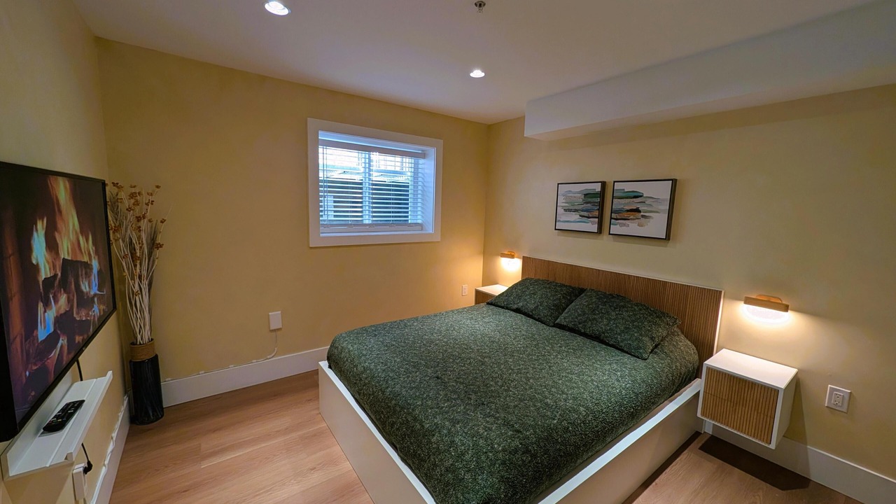 Photo of Bedroom in Maple Ridge