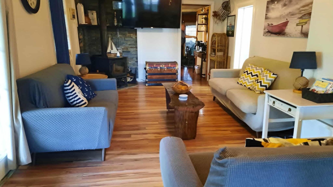 Photo of Livingroom in Turkey Point