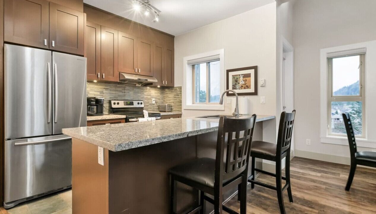 Photo of Kitchen in Harrison Hot Springs