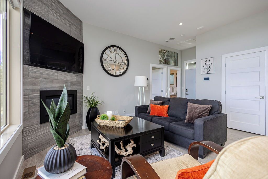 Photo of Livingroom in Okanagan-Similkameen