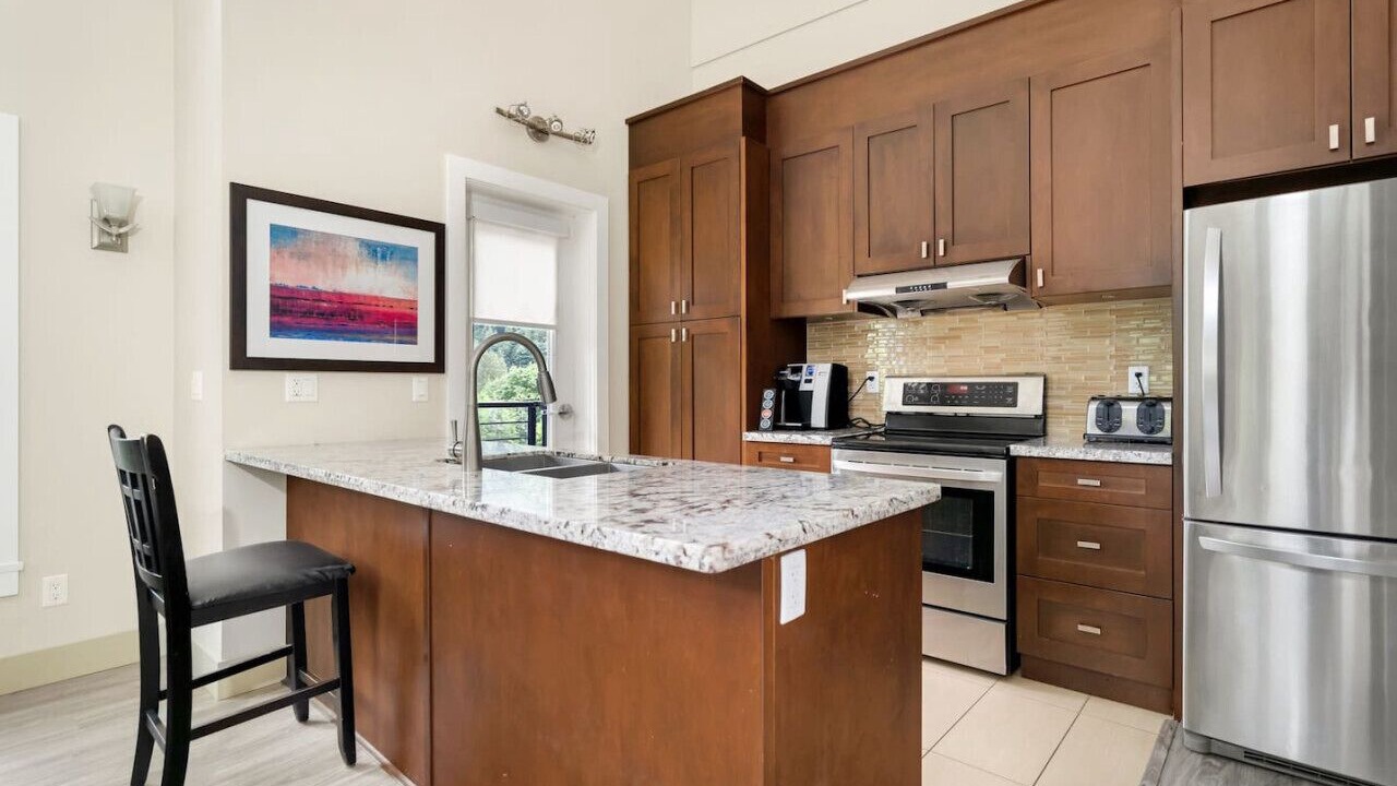 Photo of Kitchen in Harrison Hot Springs