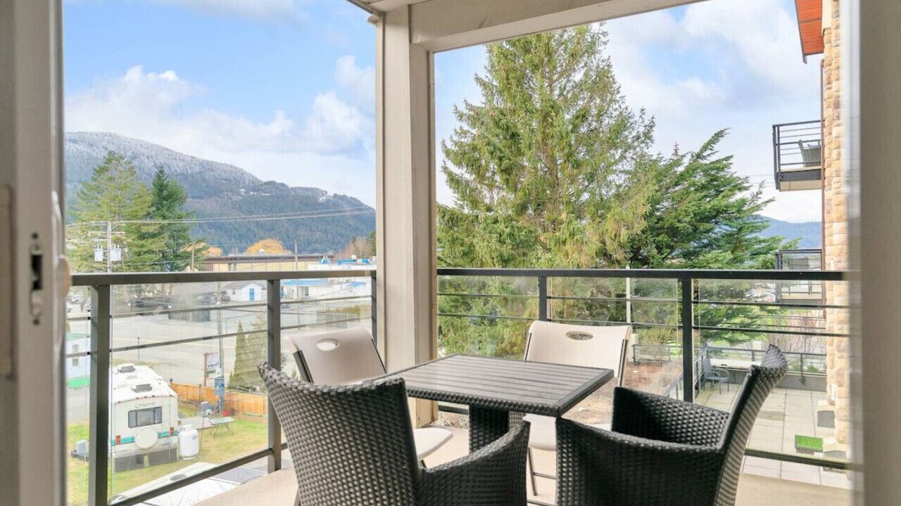 Photo of Outdoor in Harrison Hot Springs