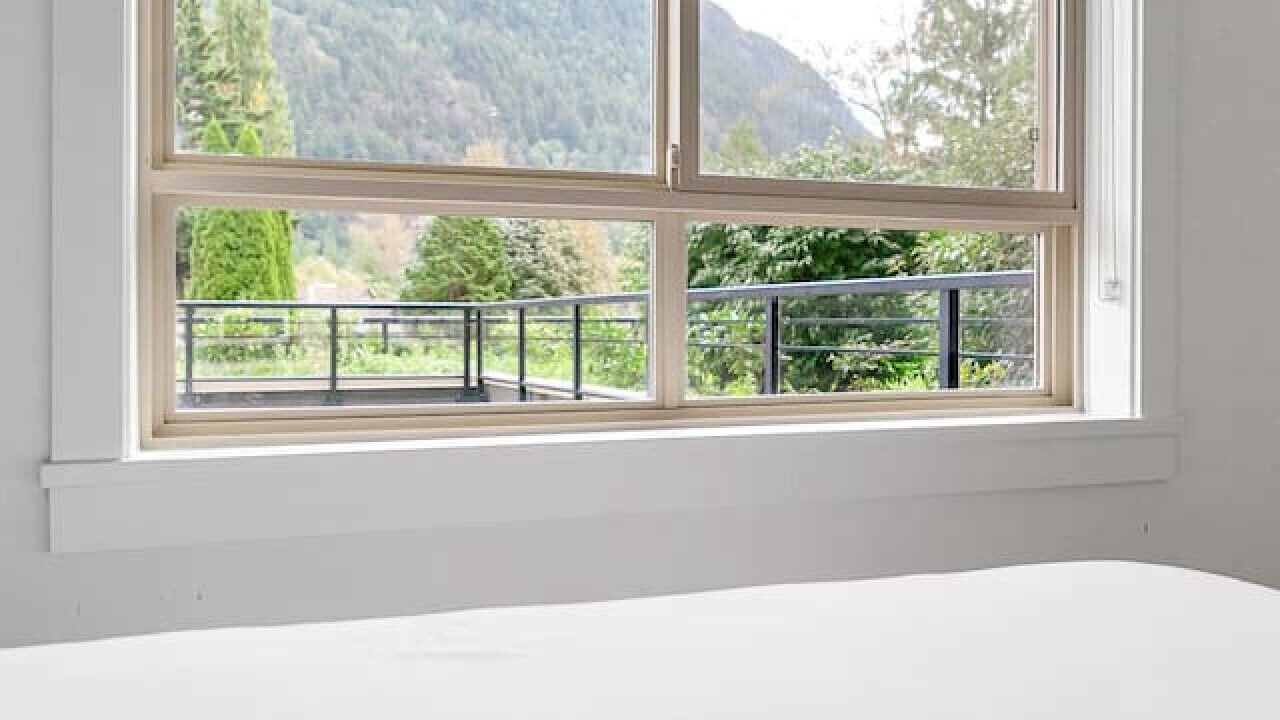 Photo of Bedroom in Harrison Hot Springs