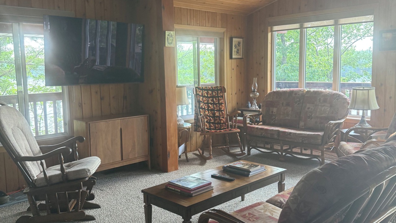 Photo of Livingroom in North Kawartha